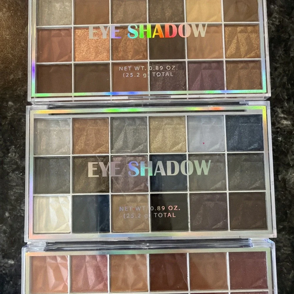 Eye Shadow Palette 3 Pack Different Colors Each Palette New! 54 Shaded Gift Set